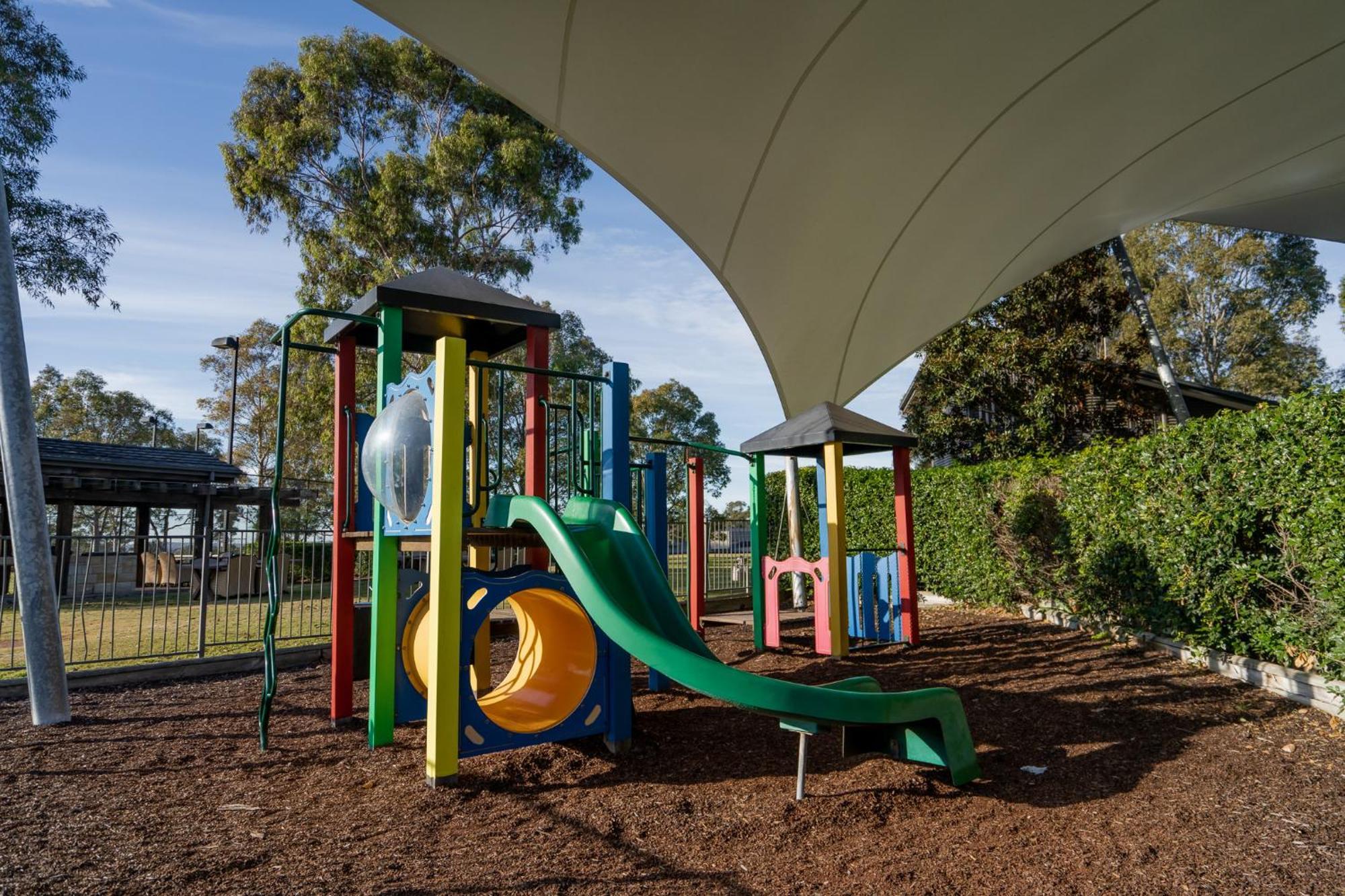 Chateau Elan At The Vintage Pokolbin Eksteriør bilde Playground at the school
